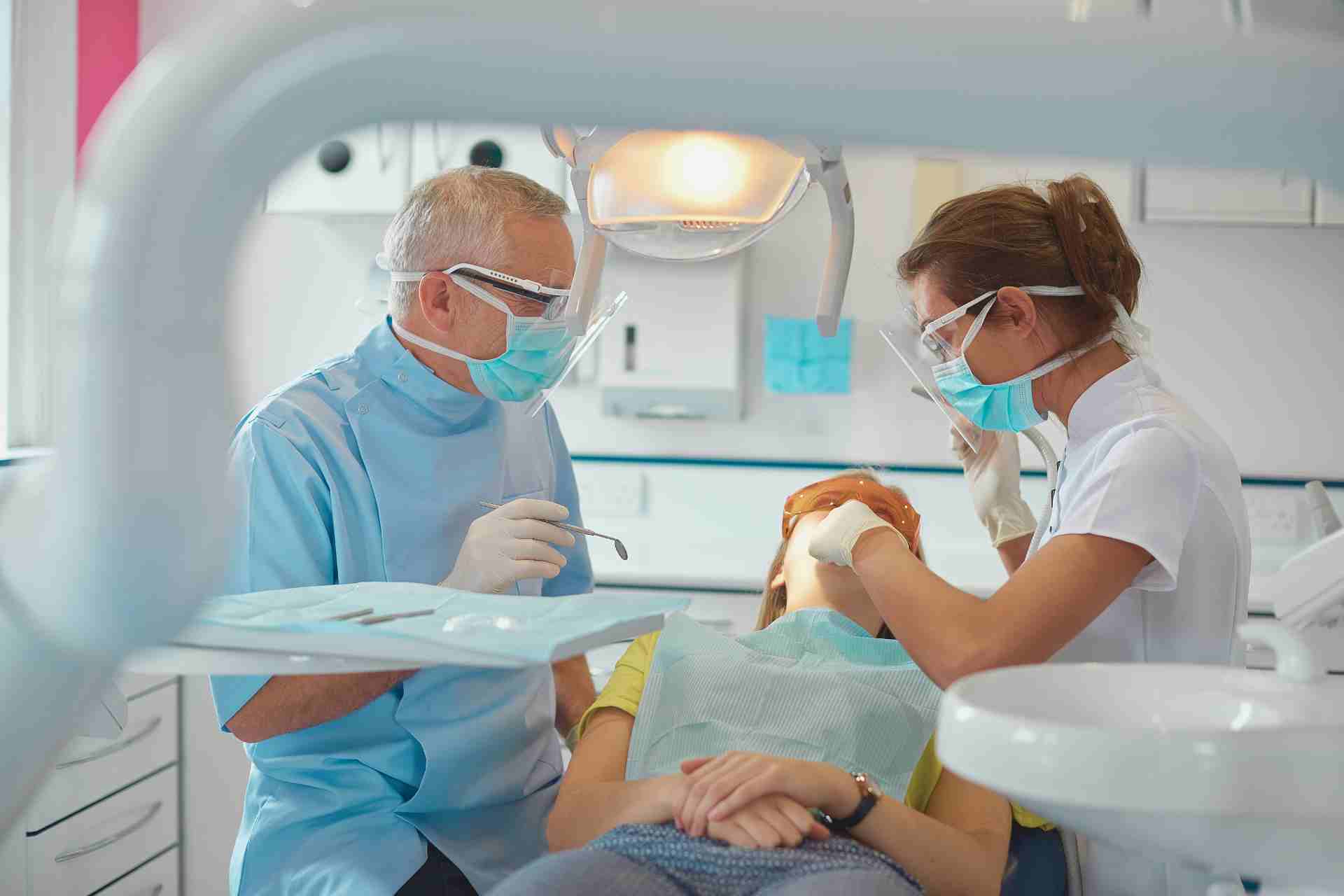 Dentist in Highlands, TX